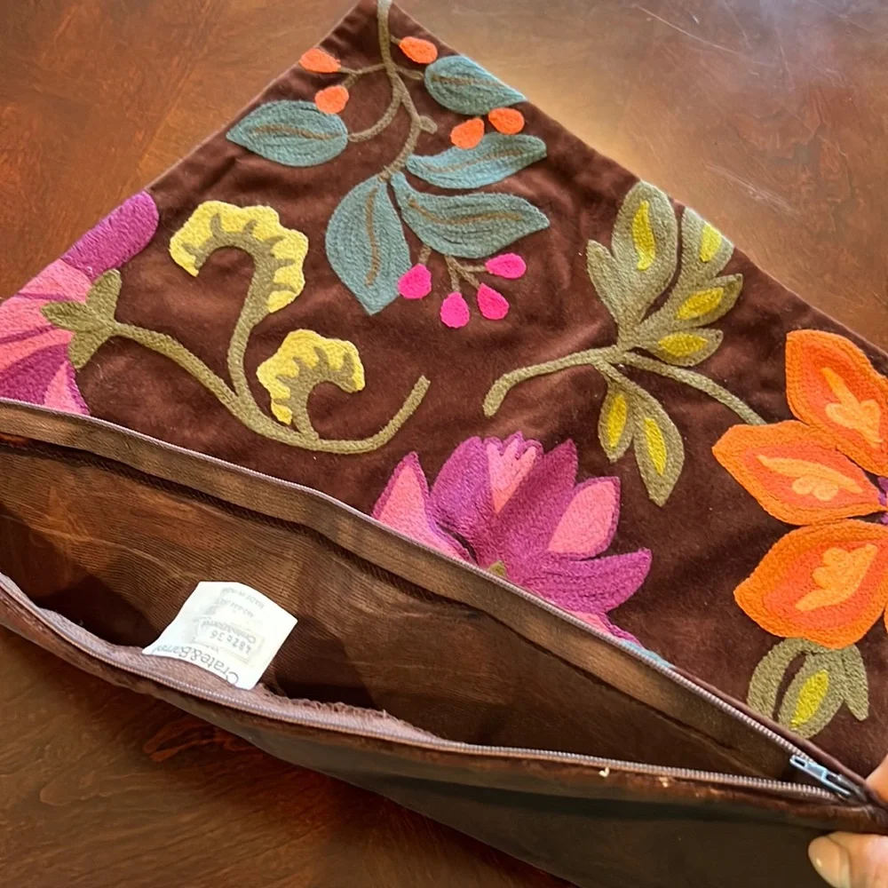 New Crate & Barrel browns velvet pillow cover floral embroidered 17.5”x17.5”